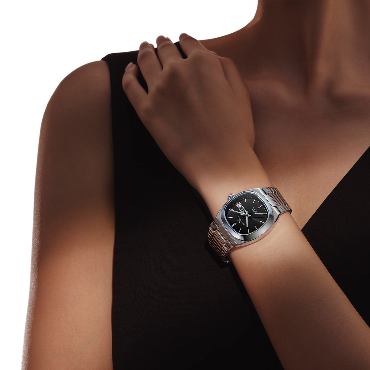 Day-date Calendar Tonneau Case Dress Watch 34mm