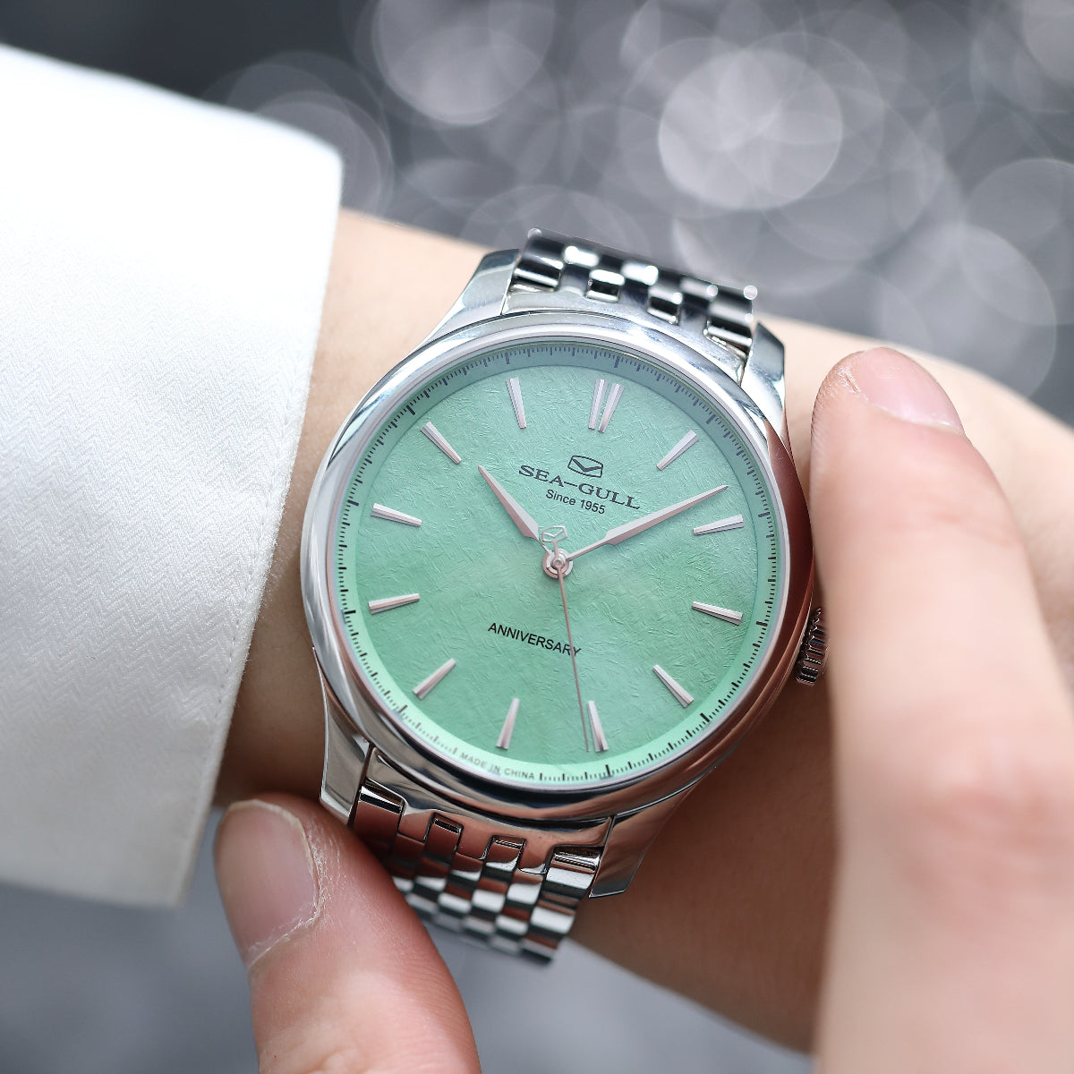 70th Anniversary Non-lubricated Balance Spring Watch 41mm
