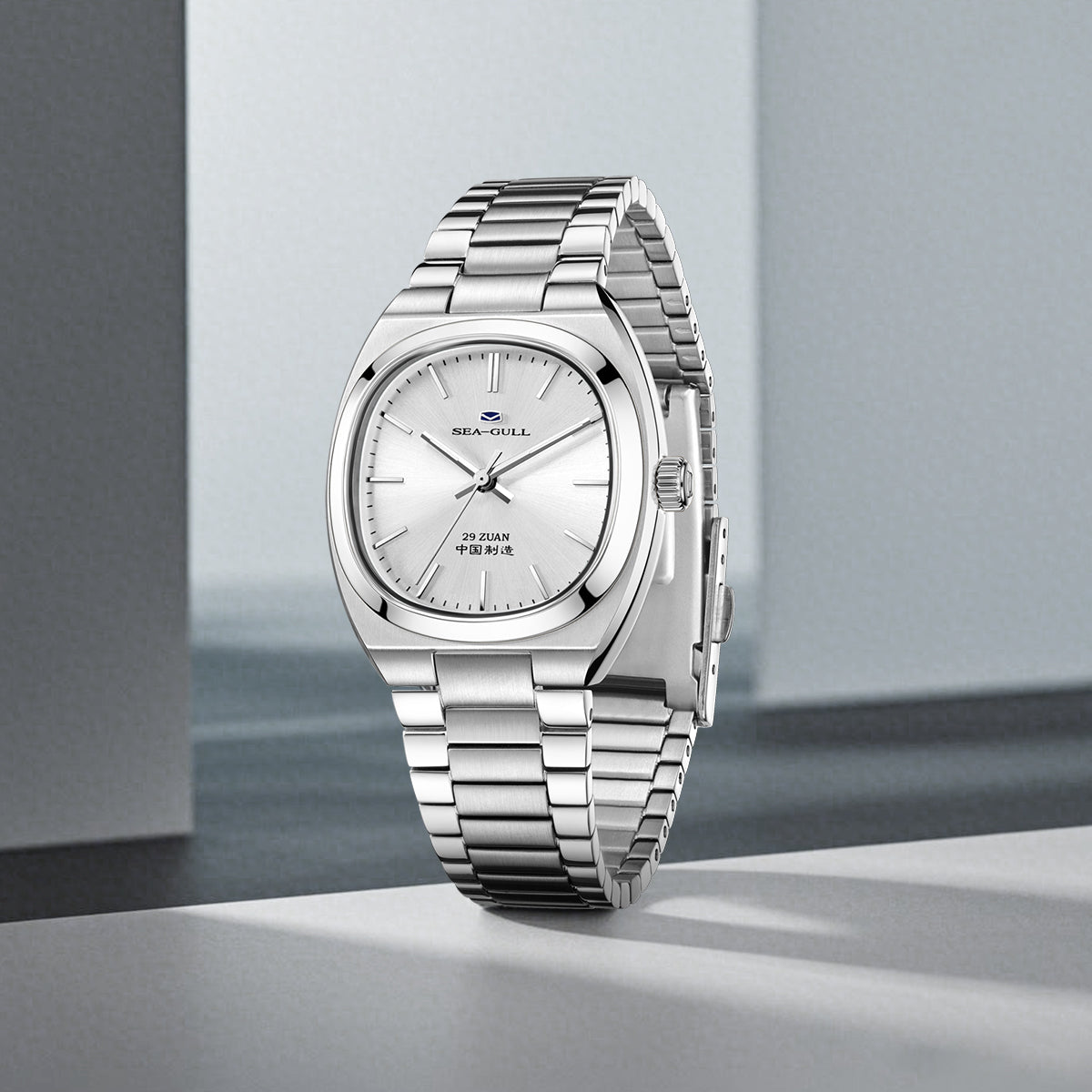 Brushed Solid-color Dial Vintage Tonneau Dress Watch 30mm