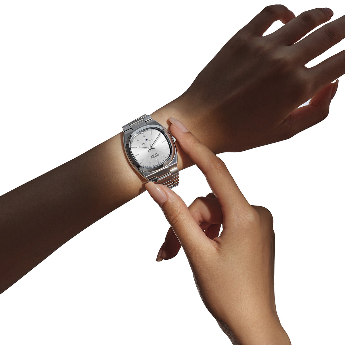 Brushed Solid-color Dial Vintage Tonneau Dress Watch 30mm