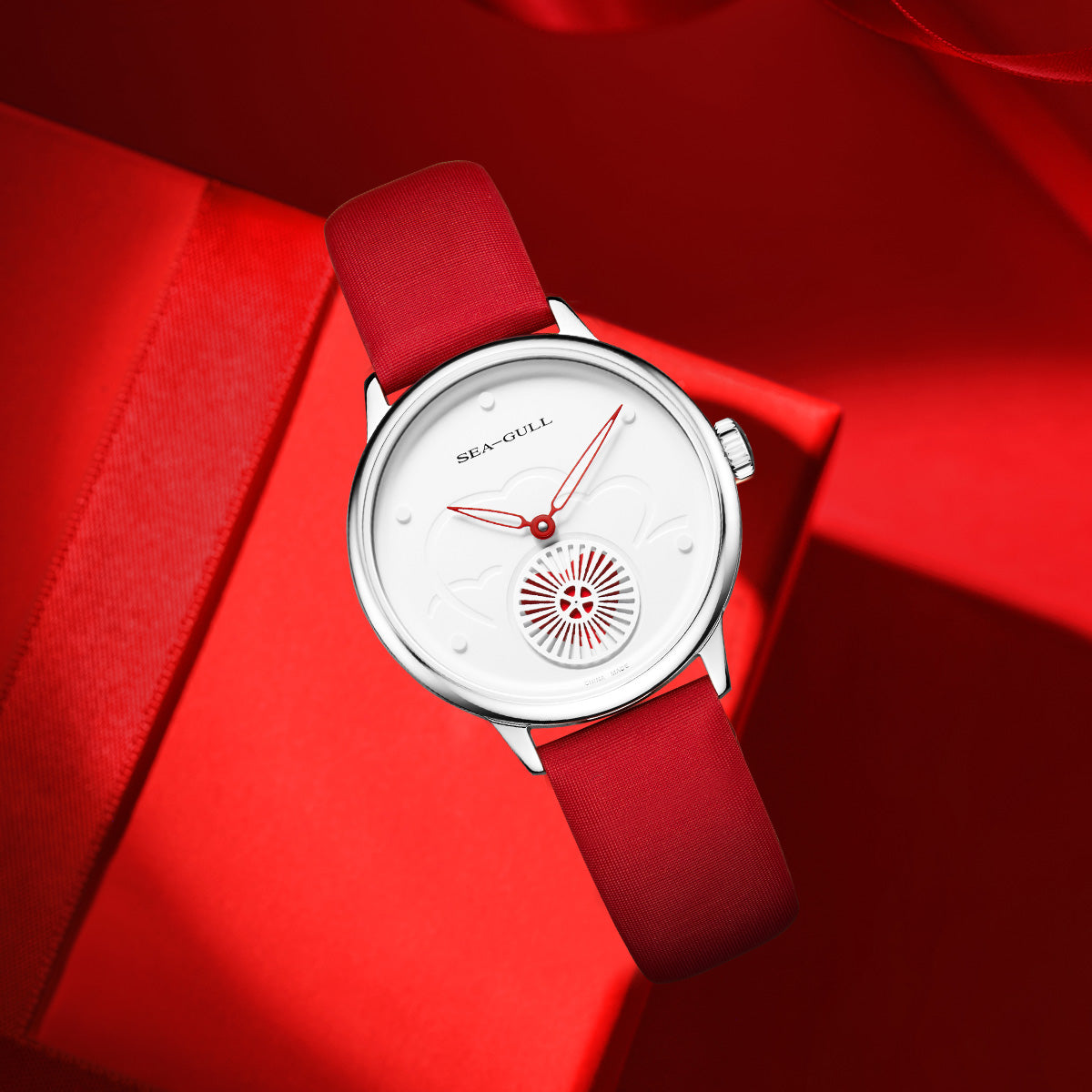 Seagull Heartbeat Elegant Ladies Dress Watch 34mm 813.96.6130L, silver case, display sapphire crystal case back, pefect Valentine's Day in budget