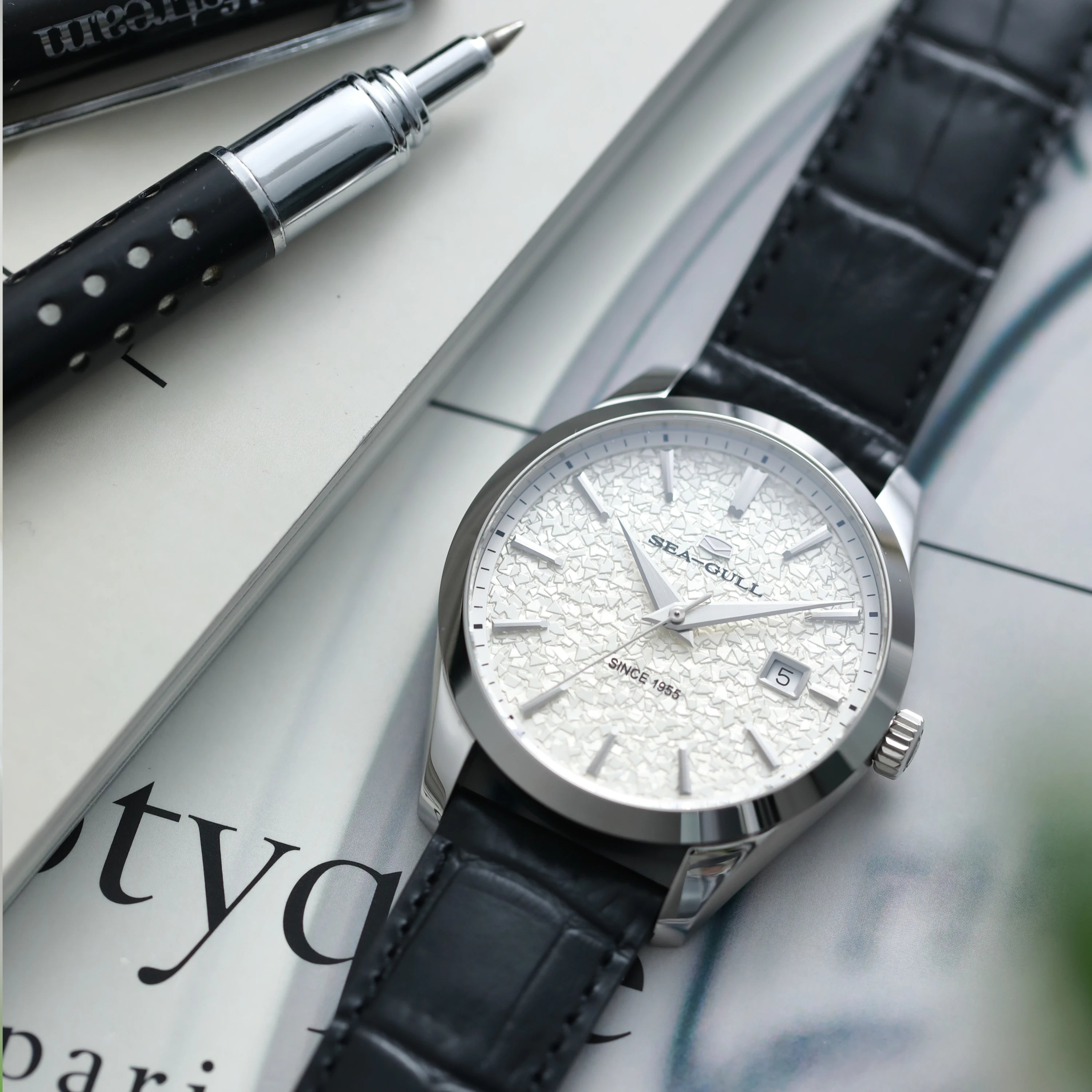 Qingjia Series Shards of Time Dress Watch 40mm