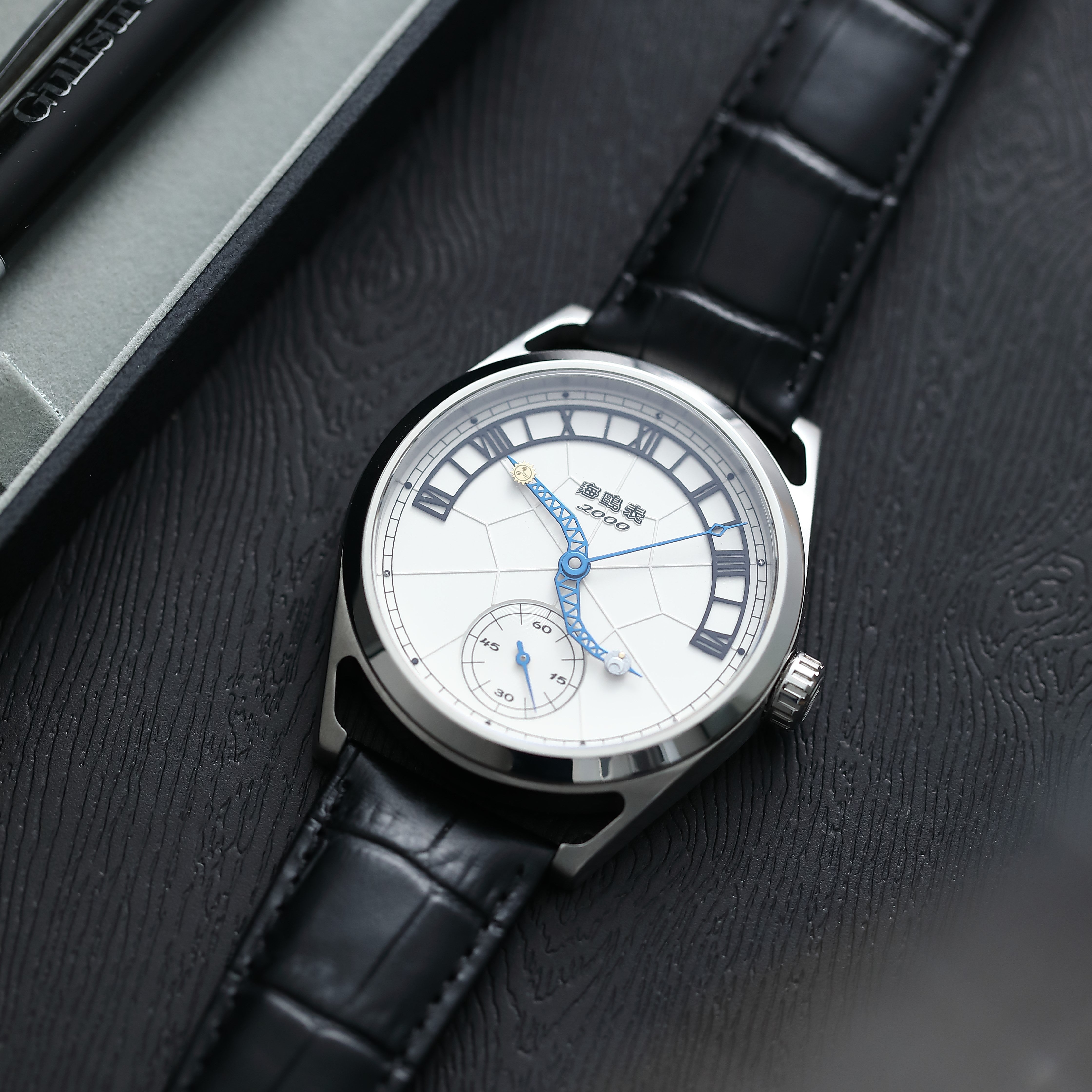 Twelve Zodiac Signs Century Clock Themed Commemorative Watch 43mm