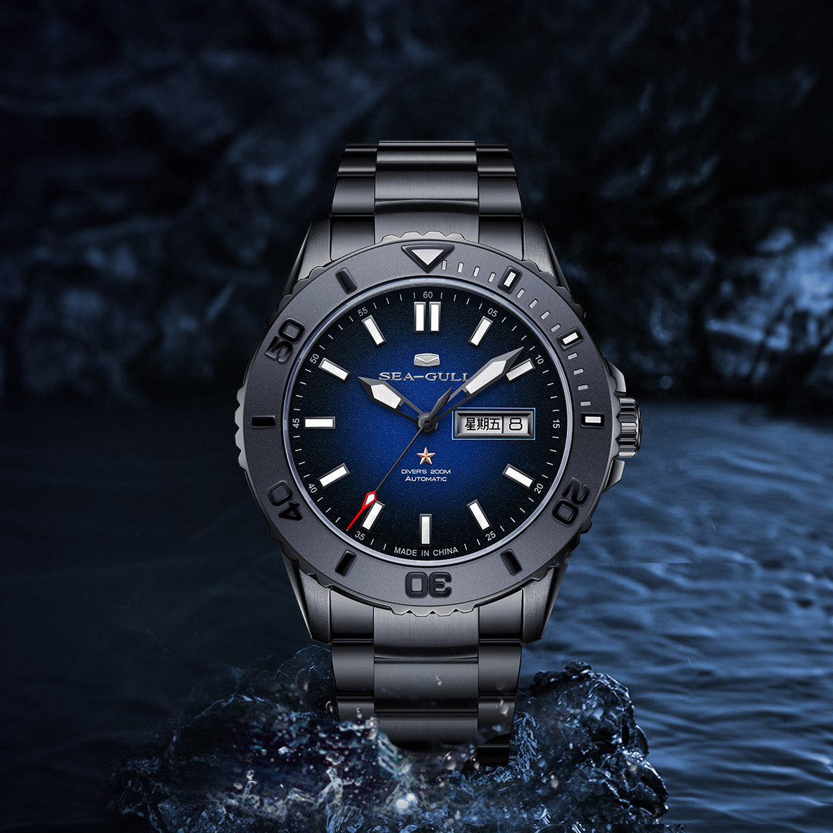 Taucheruhr der Ocean-Serie, 44 mm