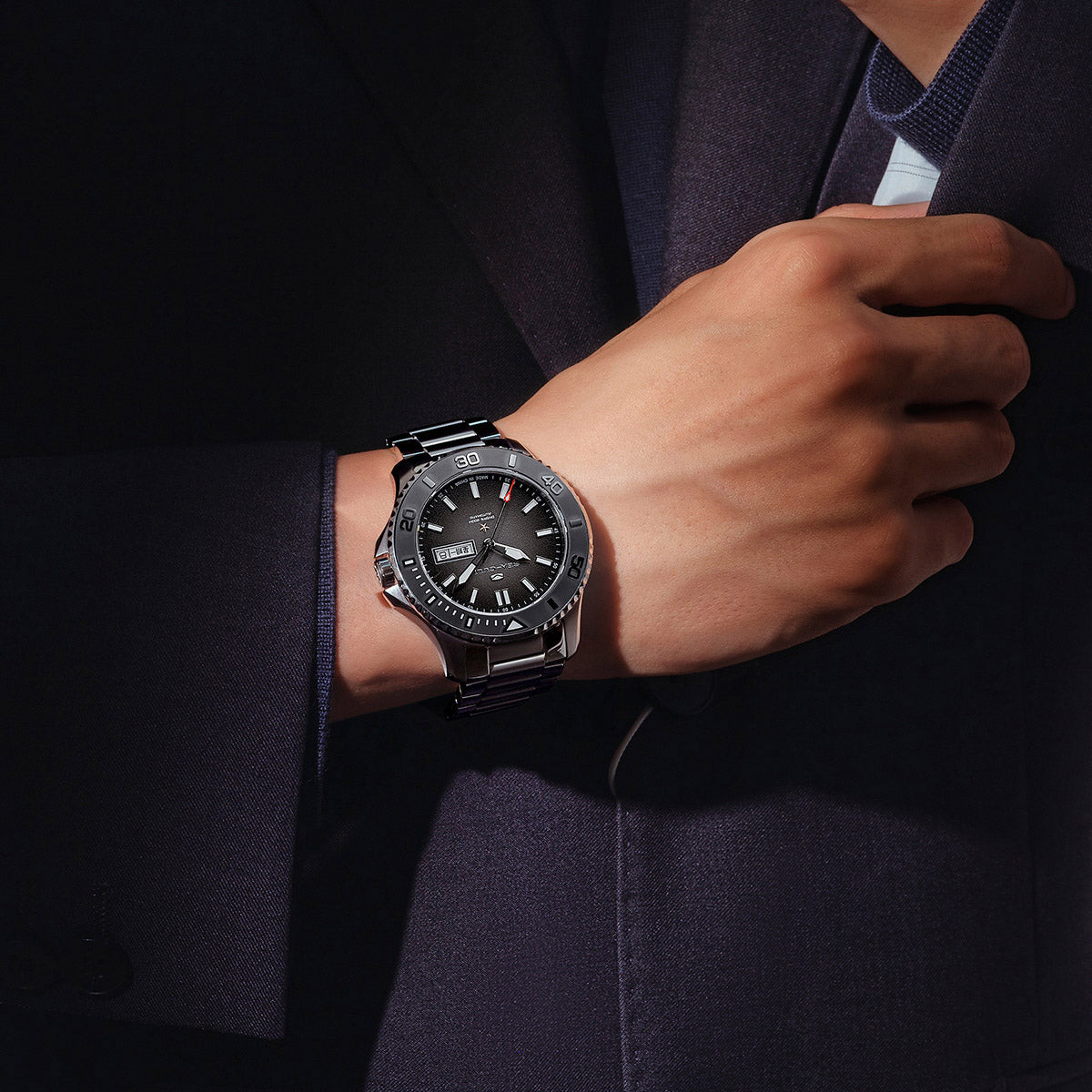 Taucheruhr der Ocean-Serie, 44 mm