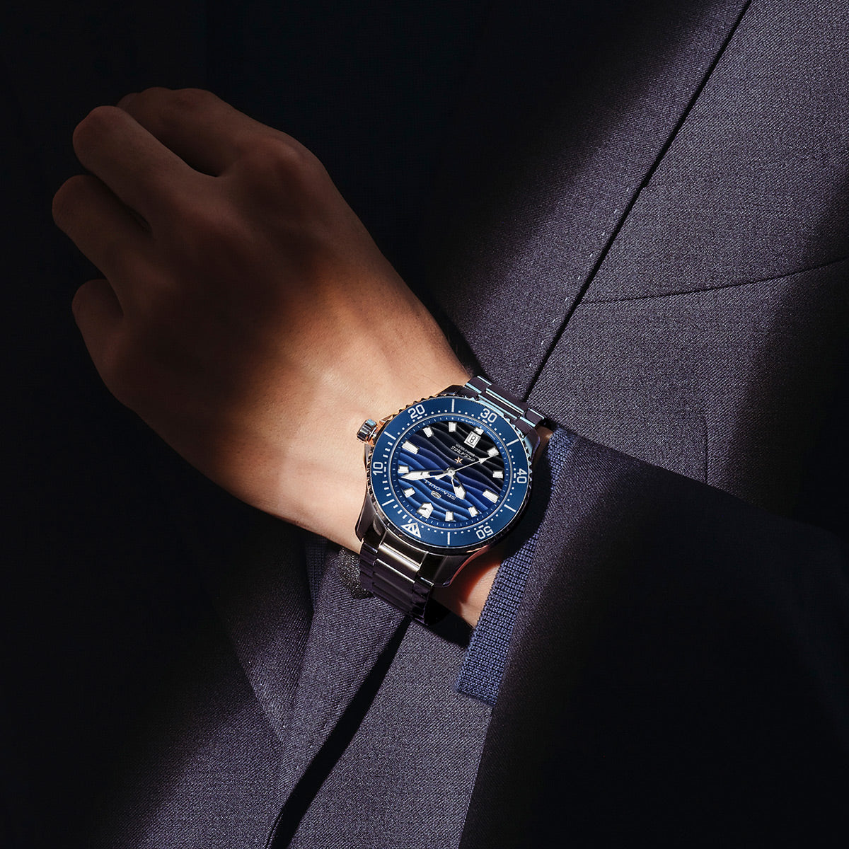 Taucheruhr der Ocean-Serie, 41 mm
