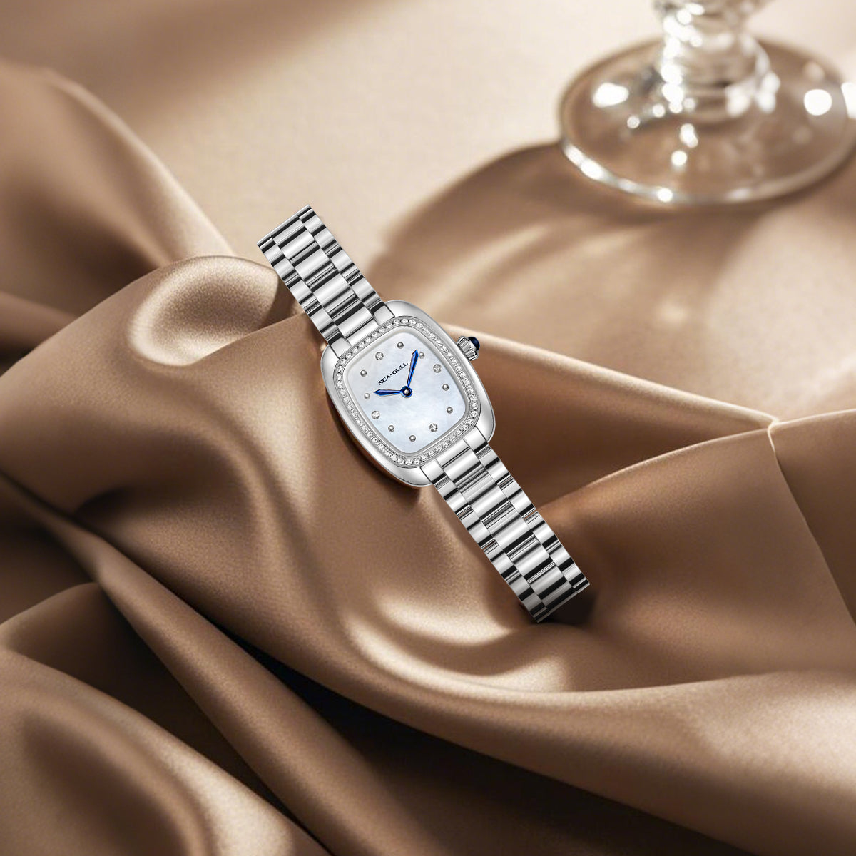 Ladies Series Wave-textured Dial Diamond-set Case Lady's Watch 30mm