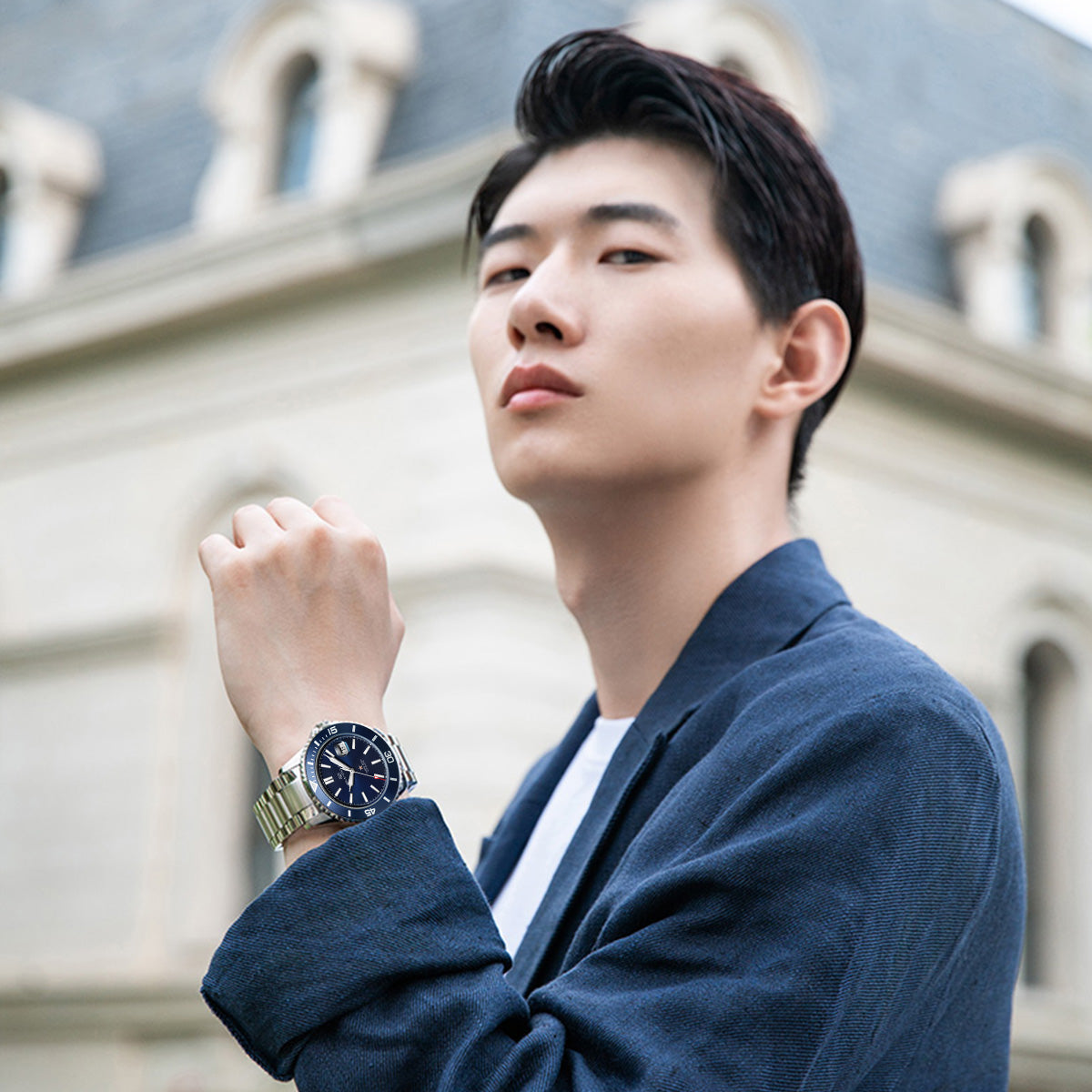 Ocean Series 200m Waterproof Magnified Date Window Dive Watch 44mm