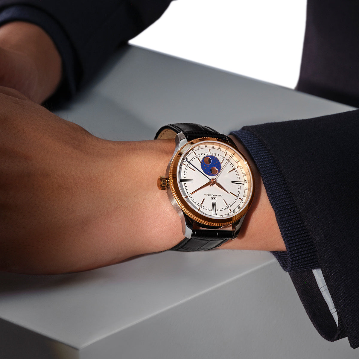 Dual Moon Phases Calendar Business Leisure Watch 41mm