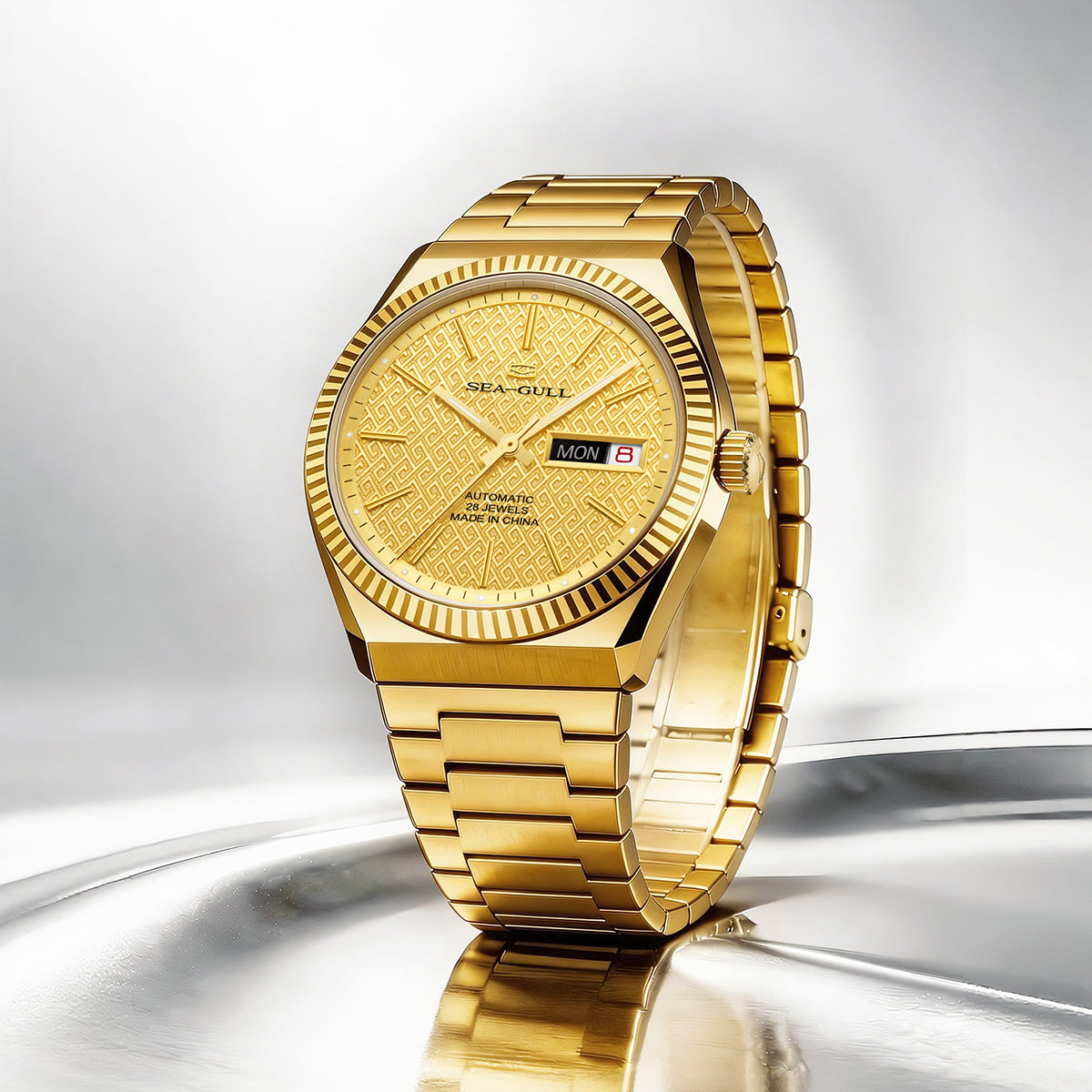 Ancient Cloud Motif Dial Date-day Calender Reissue Automatic Dress Watch 38mm