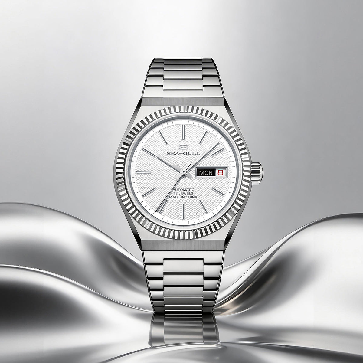 Ancient Cloud Motif Dial Date-day Calender Reissue Automatic Dress Watch 38mm