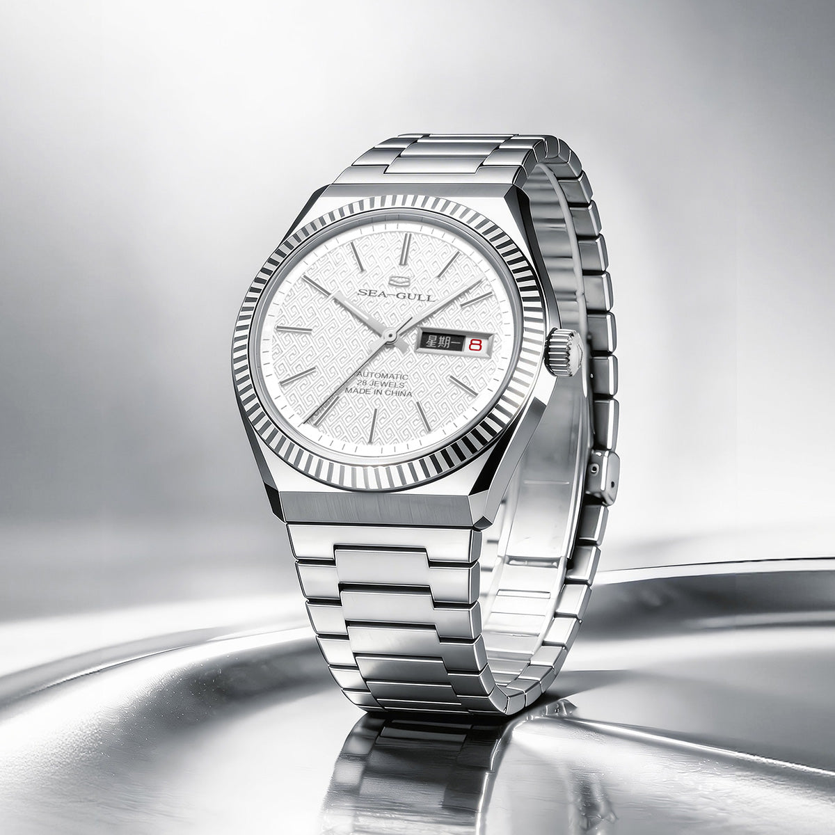 Ancient Cloud Motif Dial Date-day Calender Reissue Automatic Dress Watch 38mm