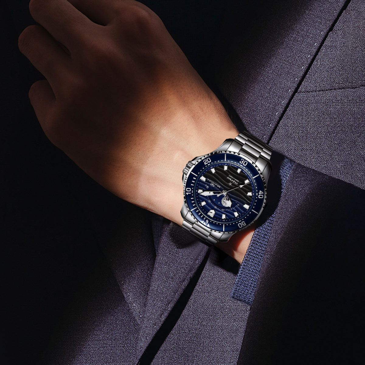 ساعة غوص Ocean Series Moon Phase مقاس 43.5 مم