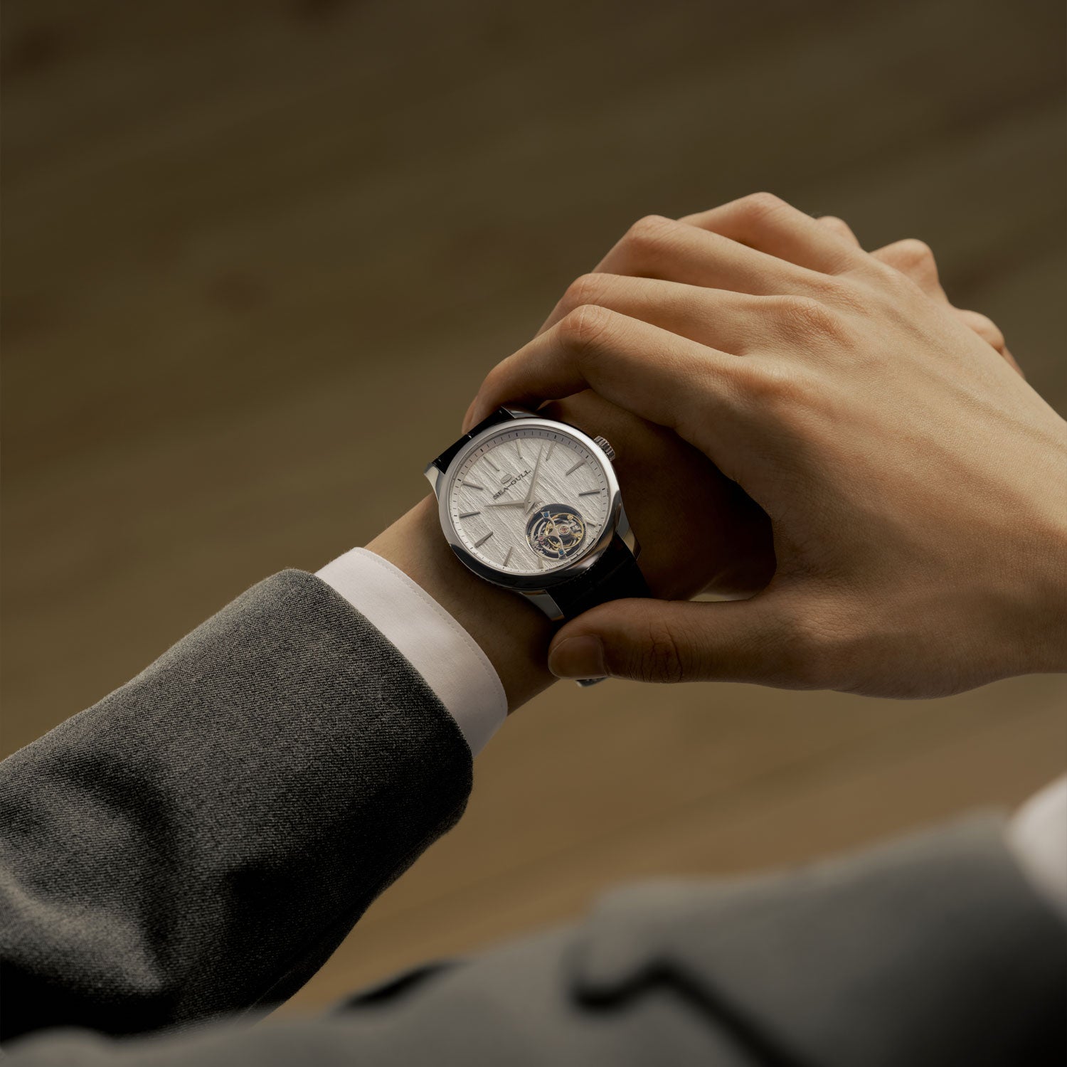 9.4mm Ultra-thin Automatic Tourbillon Watch 42mm